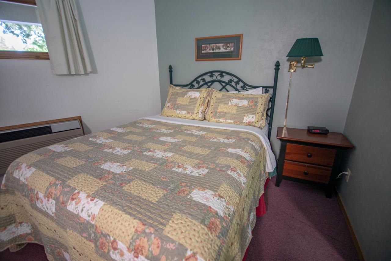 Ridges Inn & Suites Baileys Harbor Kültér fotó